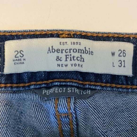 Abercrombie and Fitch stretch straight legs 26/31 - Picture 3 of 9